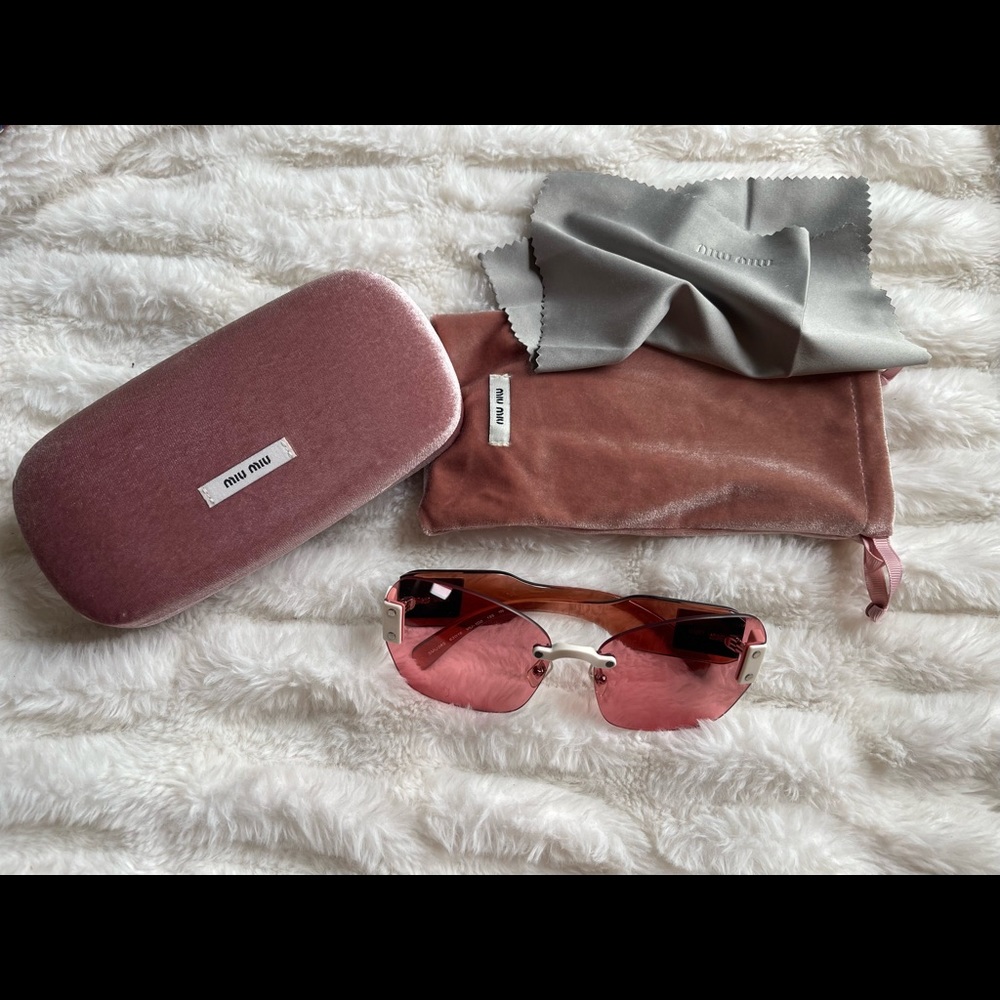 Sun Glasses - image 1